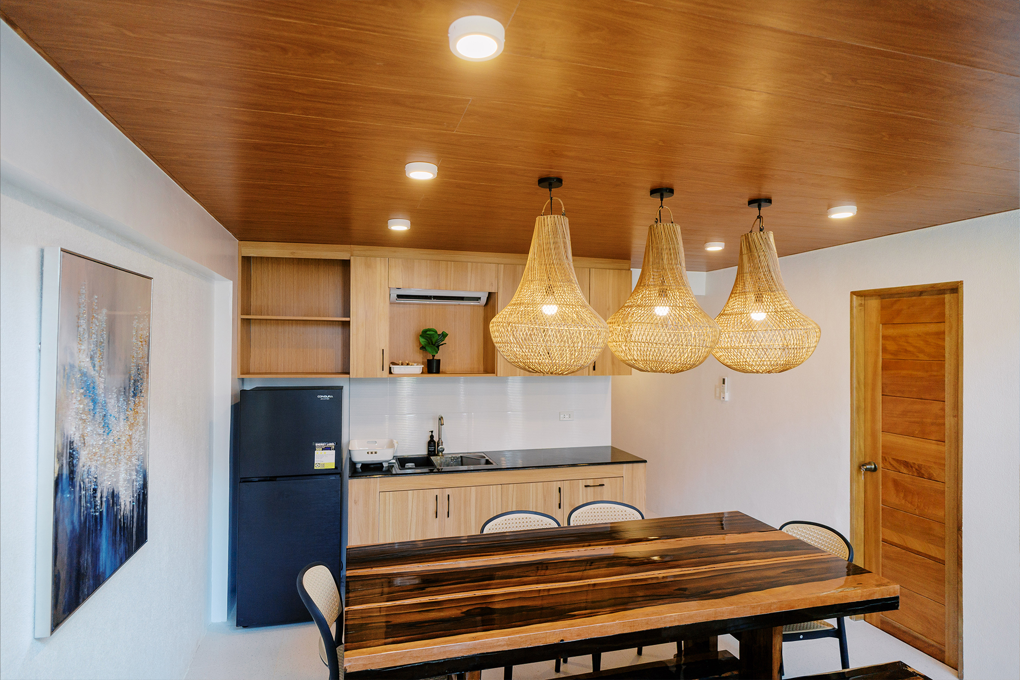 Twin Villa (Front) - Image 17