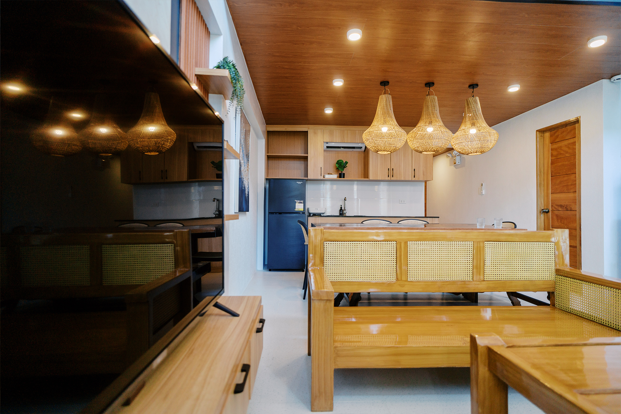 Twin Villa (Front) - Image 18