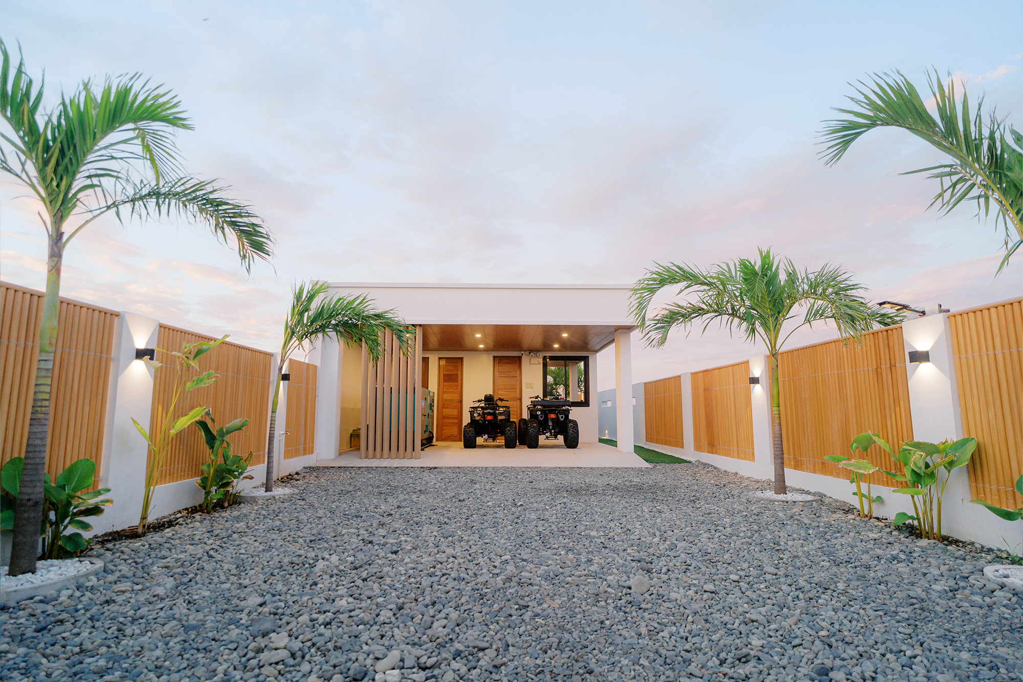 Twin Villa (Front) - Image 24