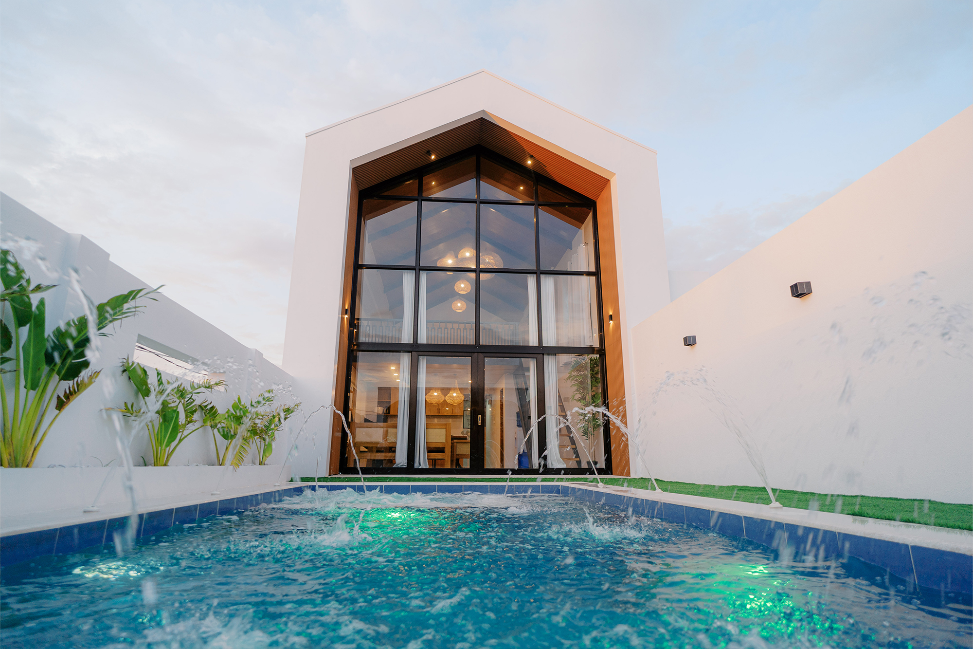 Twin Villa (Front) - Image 25