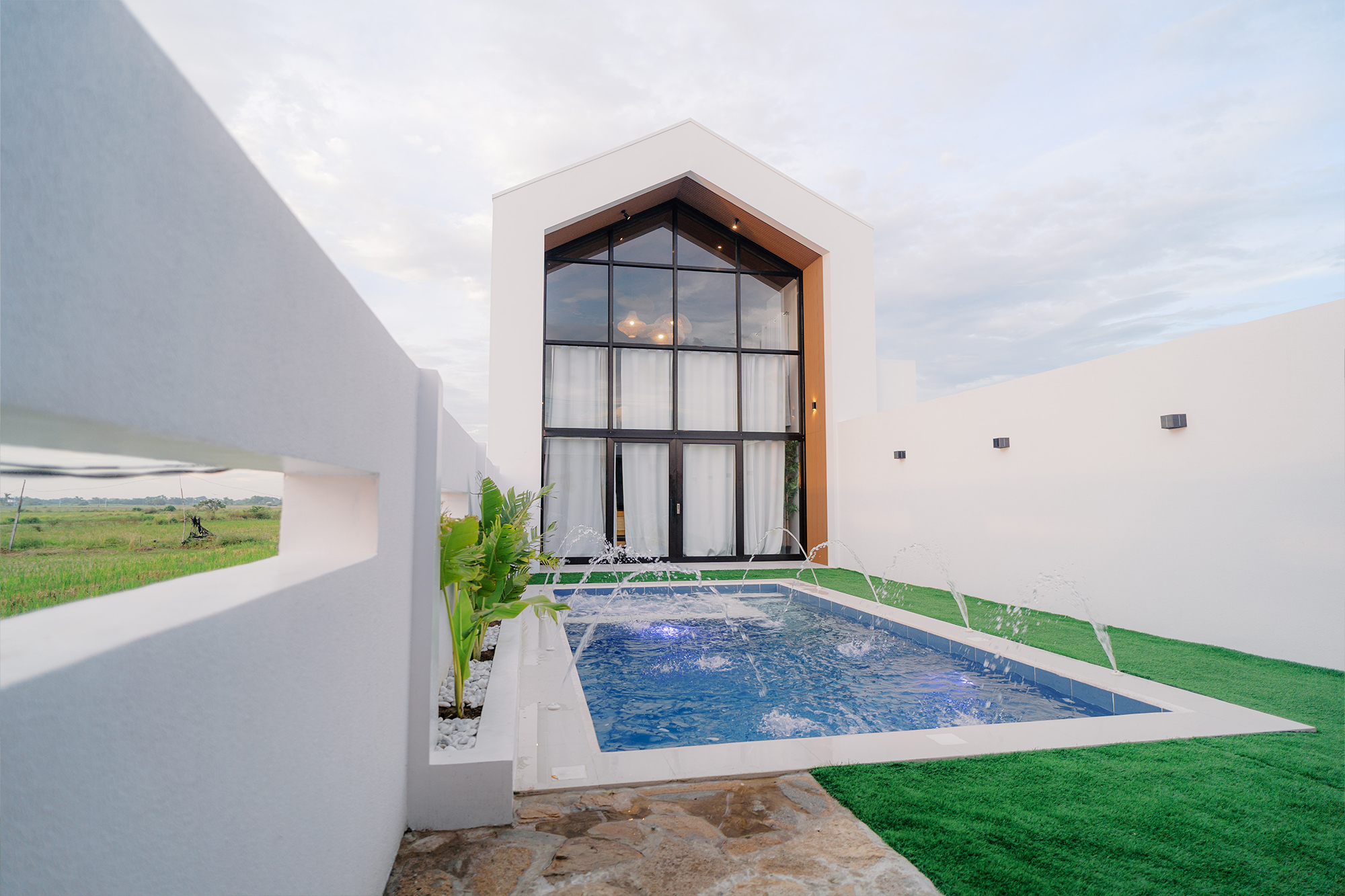 Twin Villa (Front) - Image 28