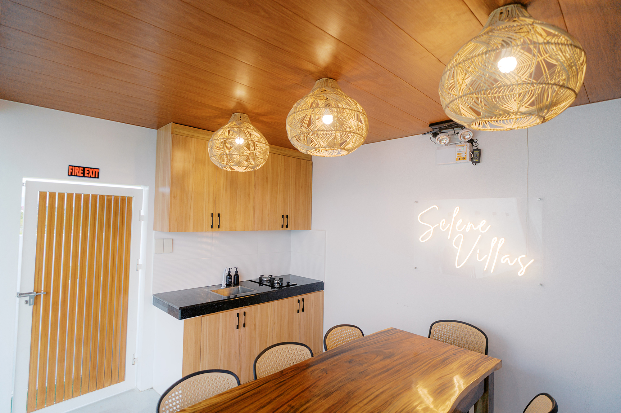 Twin Villa (Front) - Image 34